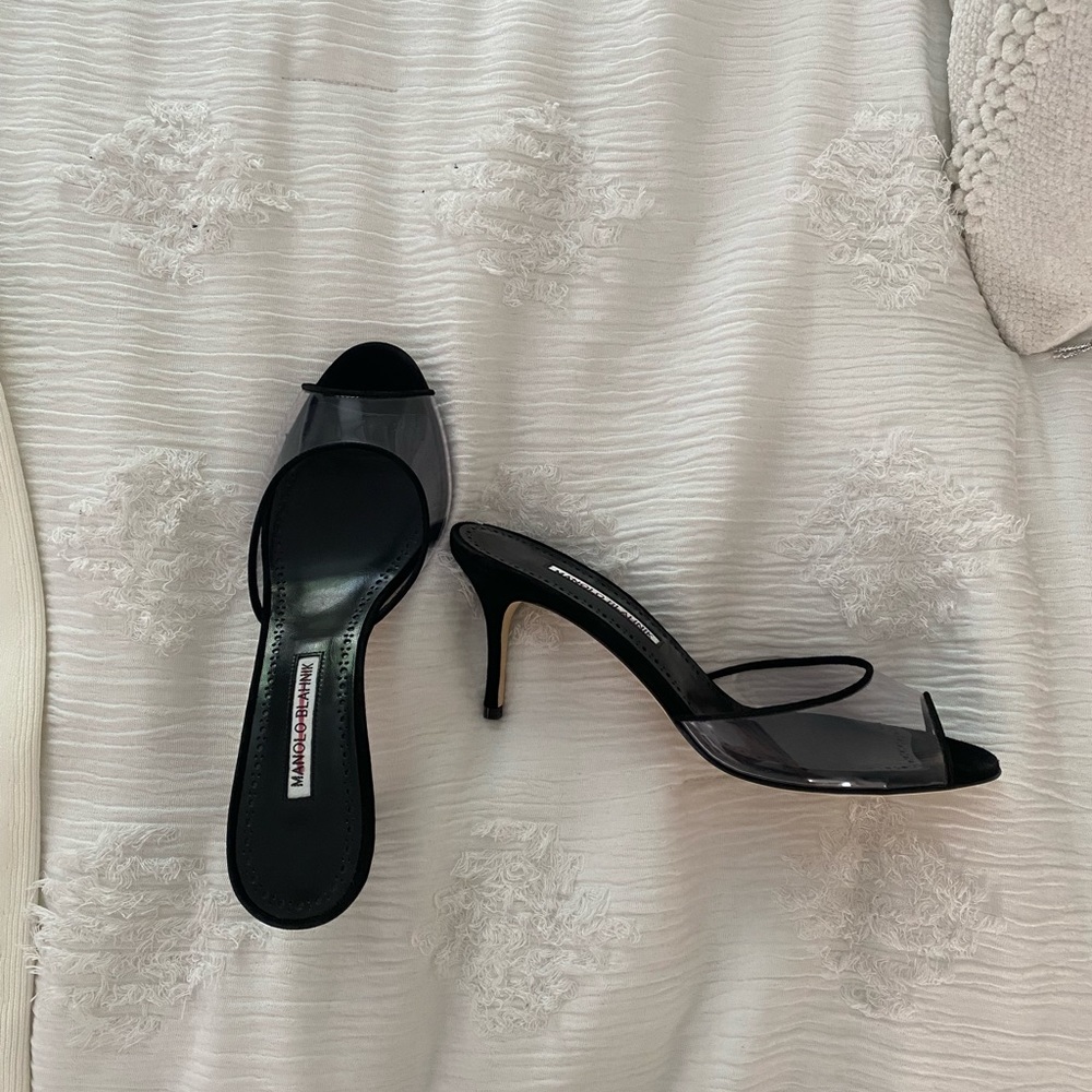 designer manolo blahnik open toed high heels